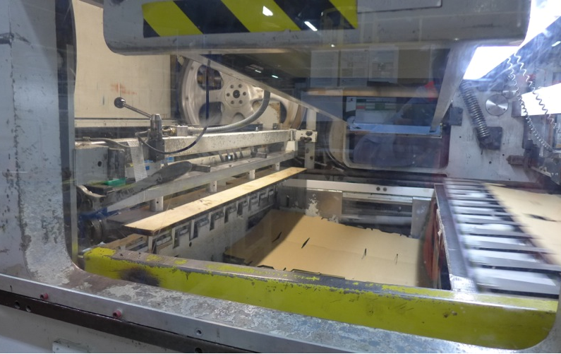 Automatic Flatbed Die-Cutter Bobst SPO 1600 – Year 1982
